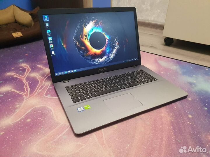 Игровой Asus 17