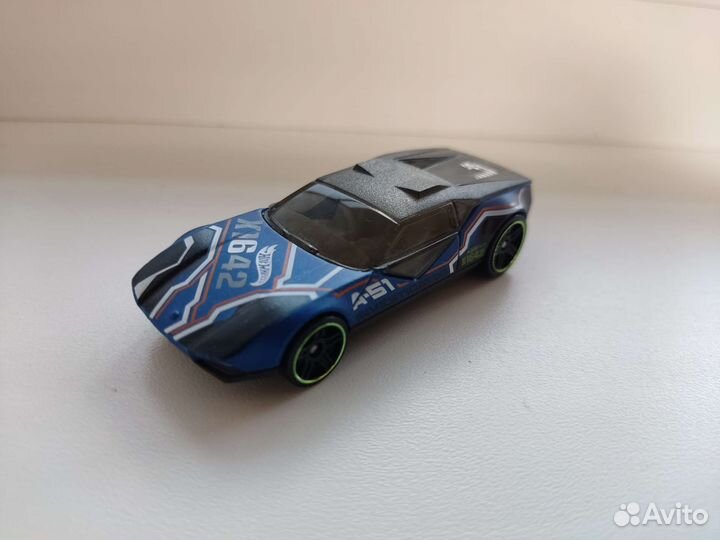 Hot wheels машинки