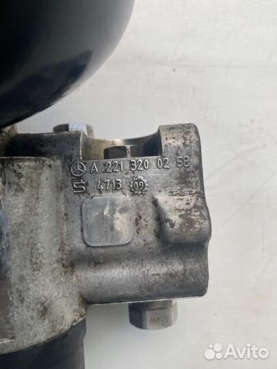 Mercedes блок клапанов гидроподвески 221-216