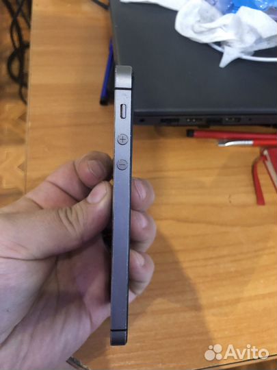 iPhone 5S, 16 ГБ