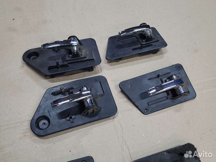 Ручкa двеpи внутренняя Opel Omegа B 1994-2004