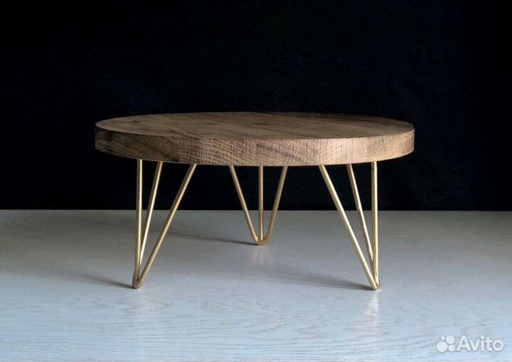 Дубовая подставка под торт