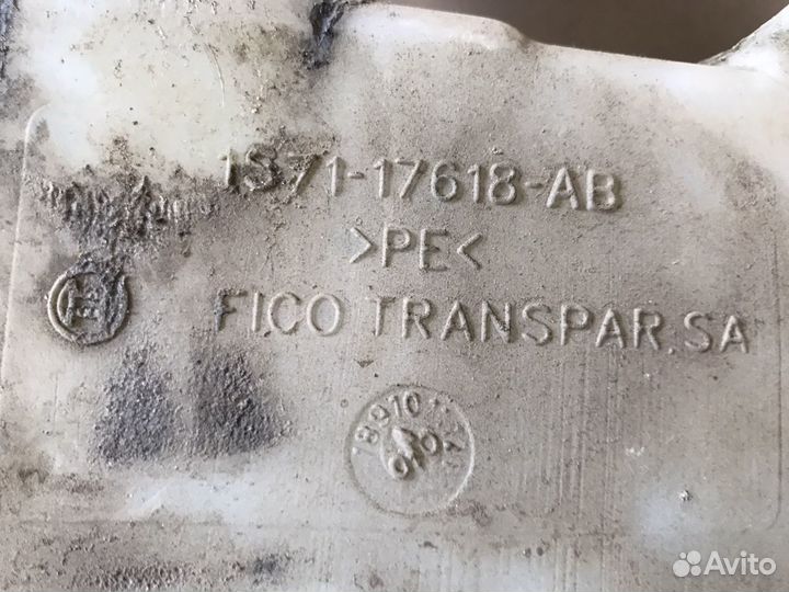 Бачок стеклоомывайки