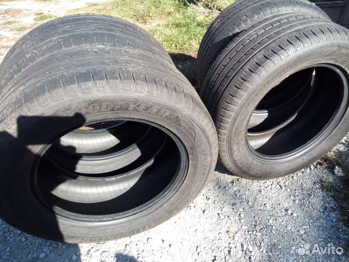 Goodyear EfficientGrip 265/60 R18