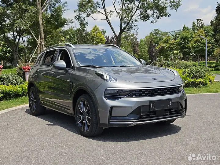 Lynk & Co 01 2.0 AT, 2021, 45 000 км