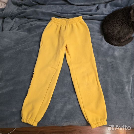 Спортивный костюм женский