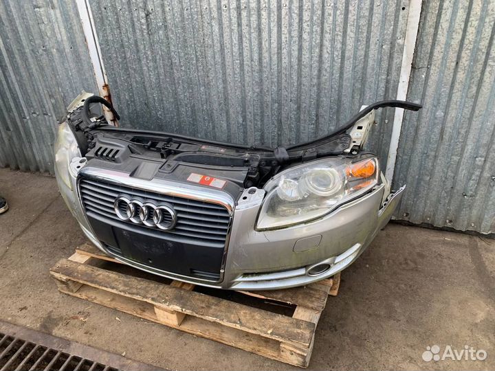 Передняя часть Ауди A4 B7 ксенон Audi A4 B7