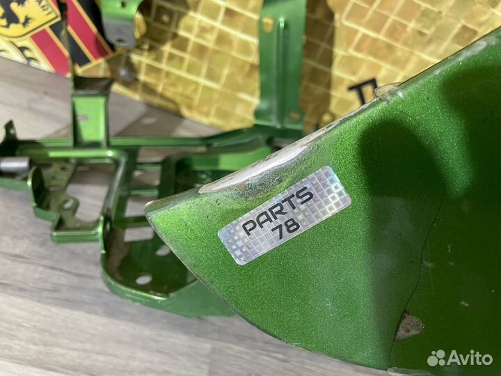 Крыло переднее левое на Porsche Panamera 971 16-23