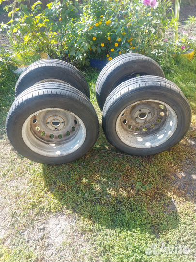 R15 Kumho Solus KH17 185/65, PCD 4x100 DIA 54.1