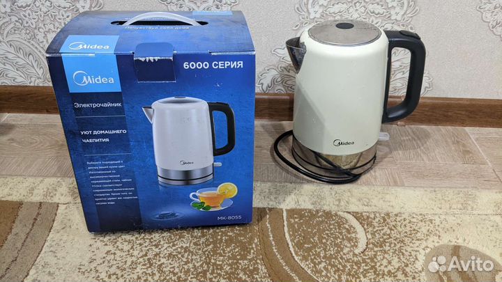 Эл чайник Midea
