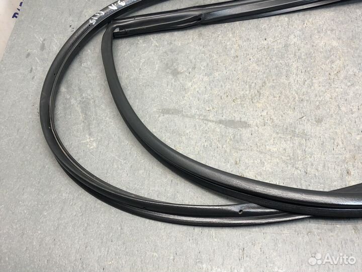 Зад лев уплотнитель двери Nissan G15