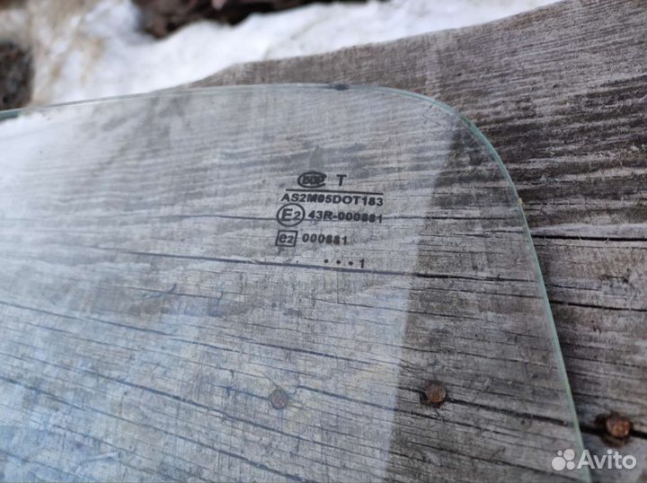 Заднее стекло ваз 2107