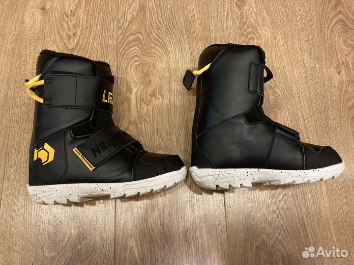 Сноуборд детский + крепление + ботинки