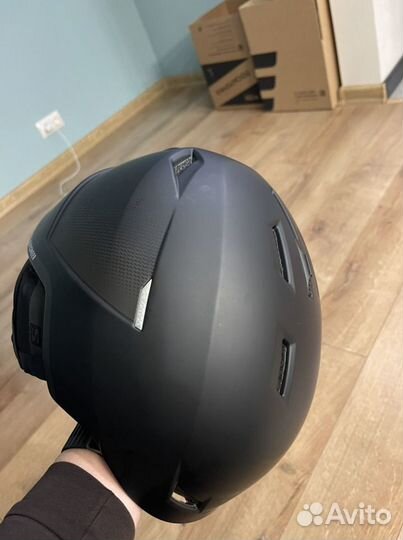 Шлем горнолыжный