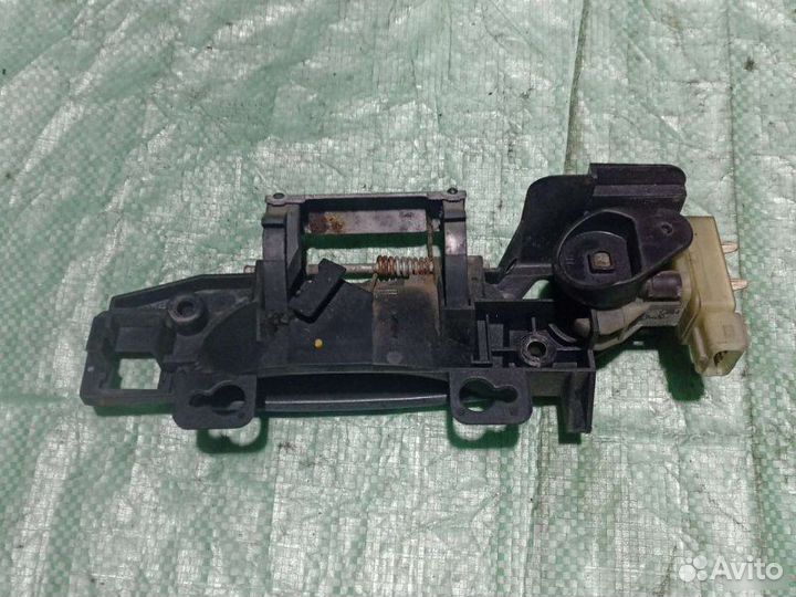 Ручка двери передняя правая Ford Mondeo 1