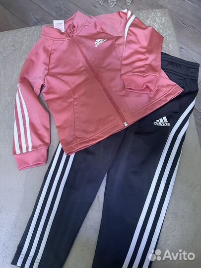 Спортивный костюм adidas для девочек