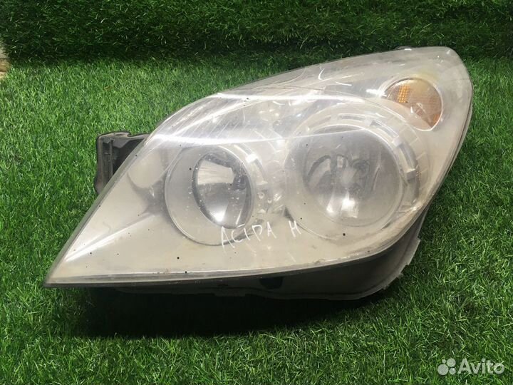 Фара левая Opel Astra H Family 2004-2015