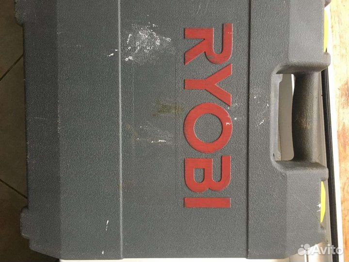 Шуруповерт ryobi