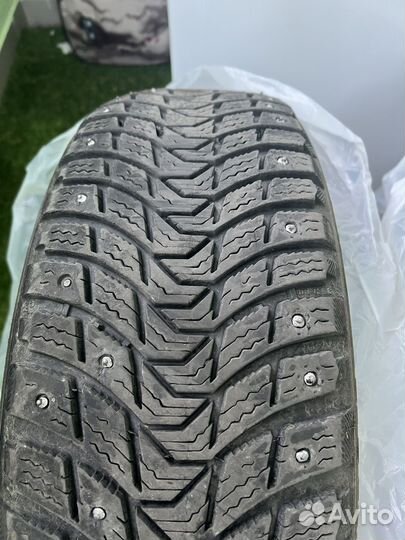 Michelin X-Ice North XIN3 185/65 R15 92T