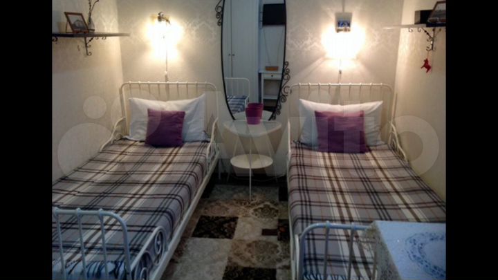 Комната 11 м² в 2-к., 2/2 эт.