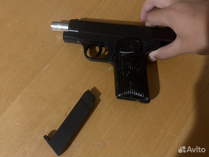 Пистолет