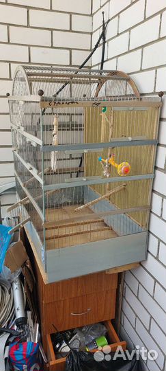 Большая клетка для птиц