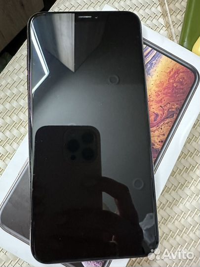Телефон iPhone XS max