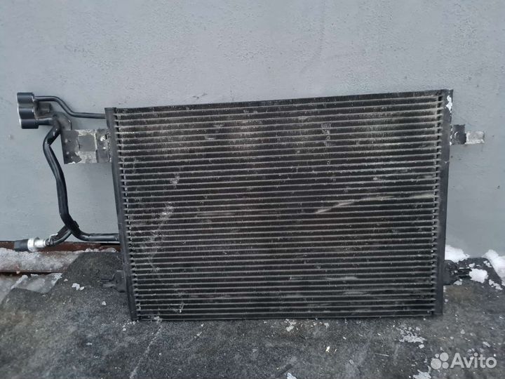 Радиатор кондиционера Audi A4 B5 8D0260401G