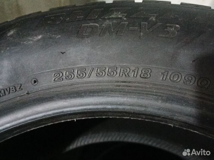 Bridgestone Blizzak DM-V3 255/55 R18