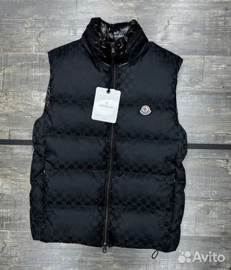 Жилетка Moncler