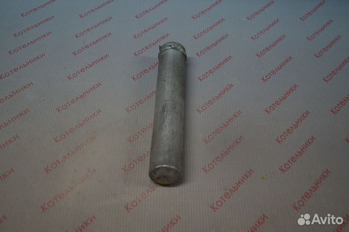 Nissan 92100-ZW40B Осушитель кондиционера