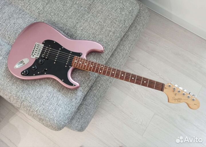 Fender Squier Affinity Burqundy Mist+Bridge Tesla