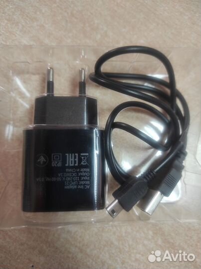 Зарядное устройство на два usb порта с microusb