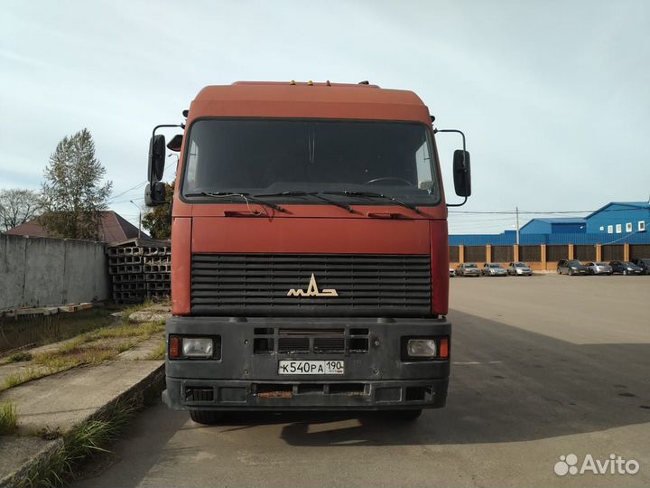 МАЗ 5440А5-370-031 с полуприцепом, 2011