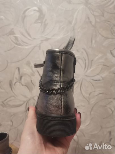 Ботинки для девочки