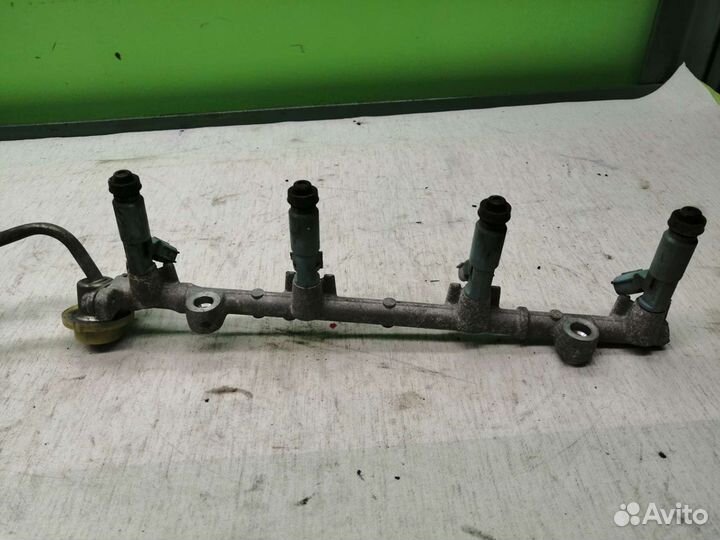 Форсунка топливная Toyota Alphard