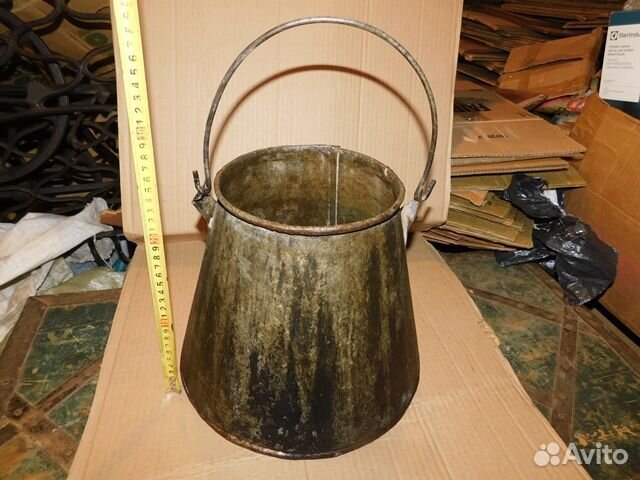 Старинное,жестяное ведро под конус. качественное к