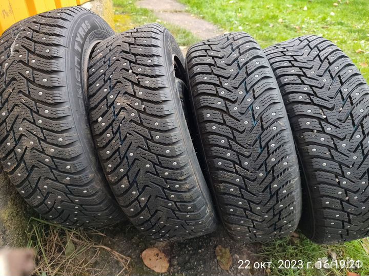 Nokian Tyres Nordman 8 185/60 R15 88