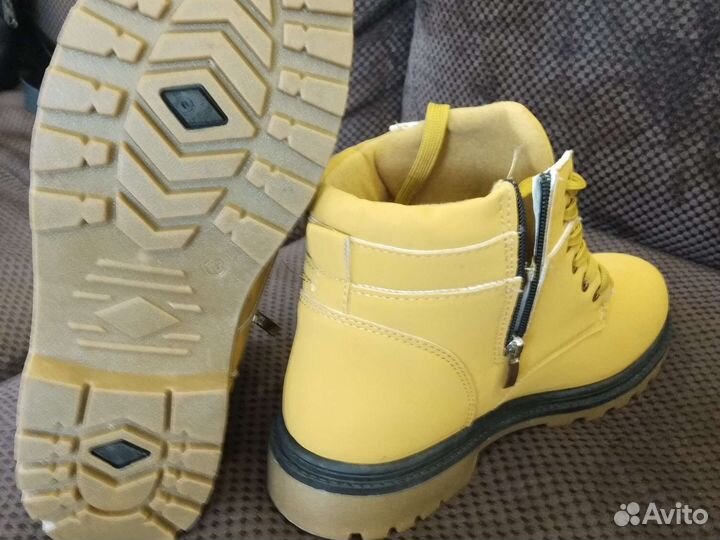 Ботинки мужские, 2. пары 42рр, 43рр, жёлтые, новые
