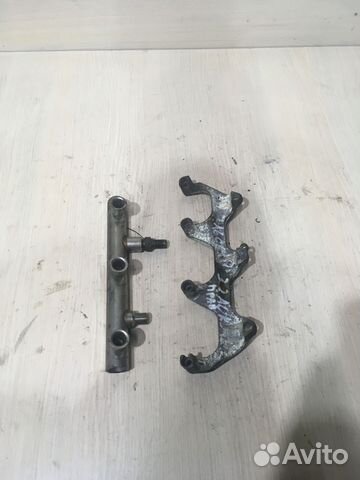 Рейка топливная рампа Ауди А6 С6 3.2 AUK