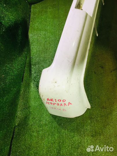 Бампер задний wagon Toyota Corolla AE100G Белый тю