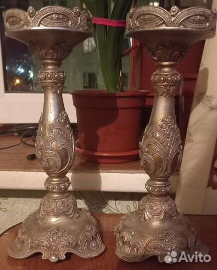 Старинный подсвечник
