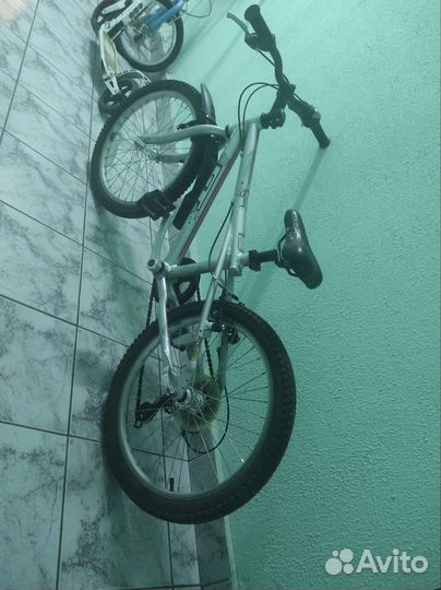 Велосипед для девочки бу gt laguna на 6-10 лет