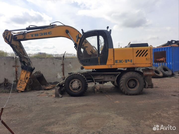 Услуги Камаз самасвал 15тонн и Экскаватор