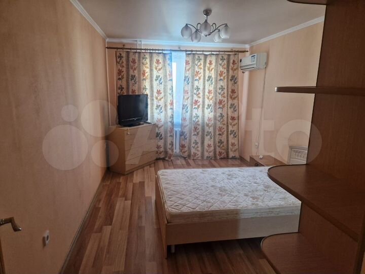 2-к. квартира, 60 м², 3/14 эт.