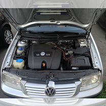 Volkswagen Bora 1.6 AT, 2001, 297 015 км, с пробегом, цена 430 000 руб.