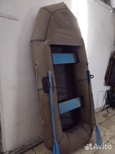 Лодка резиновая
