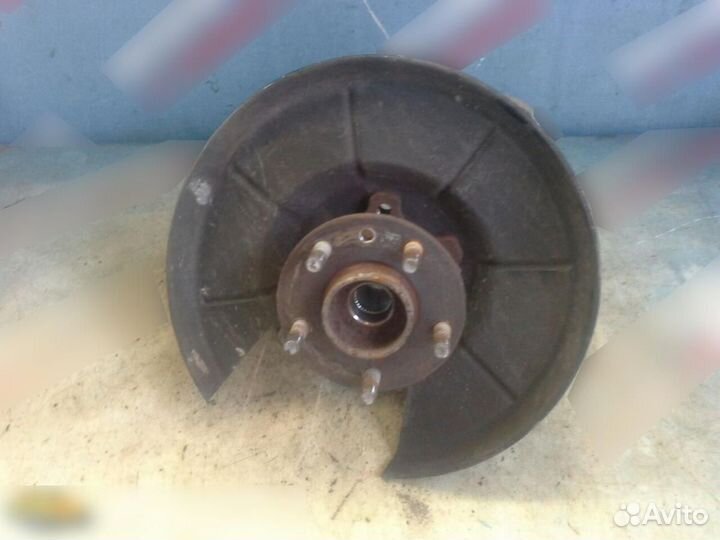 Кулак поворотный задний левый Ford Kuga 2008-2012