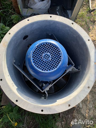 Канальный вентилятор промышленный Systemair