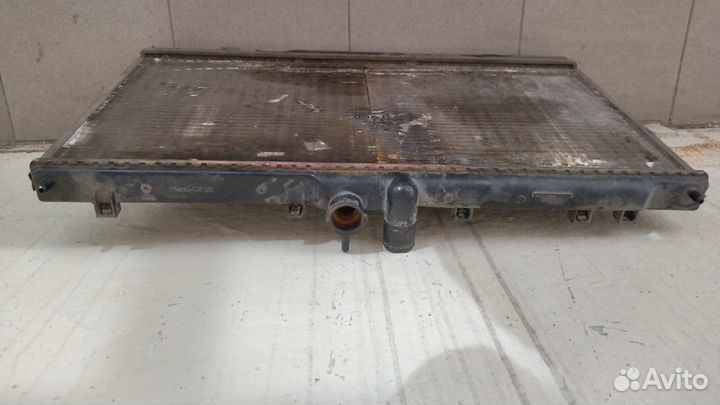 Радиатор двигателя на Mitsubishi Lancer 9